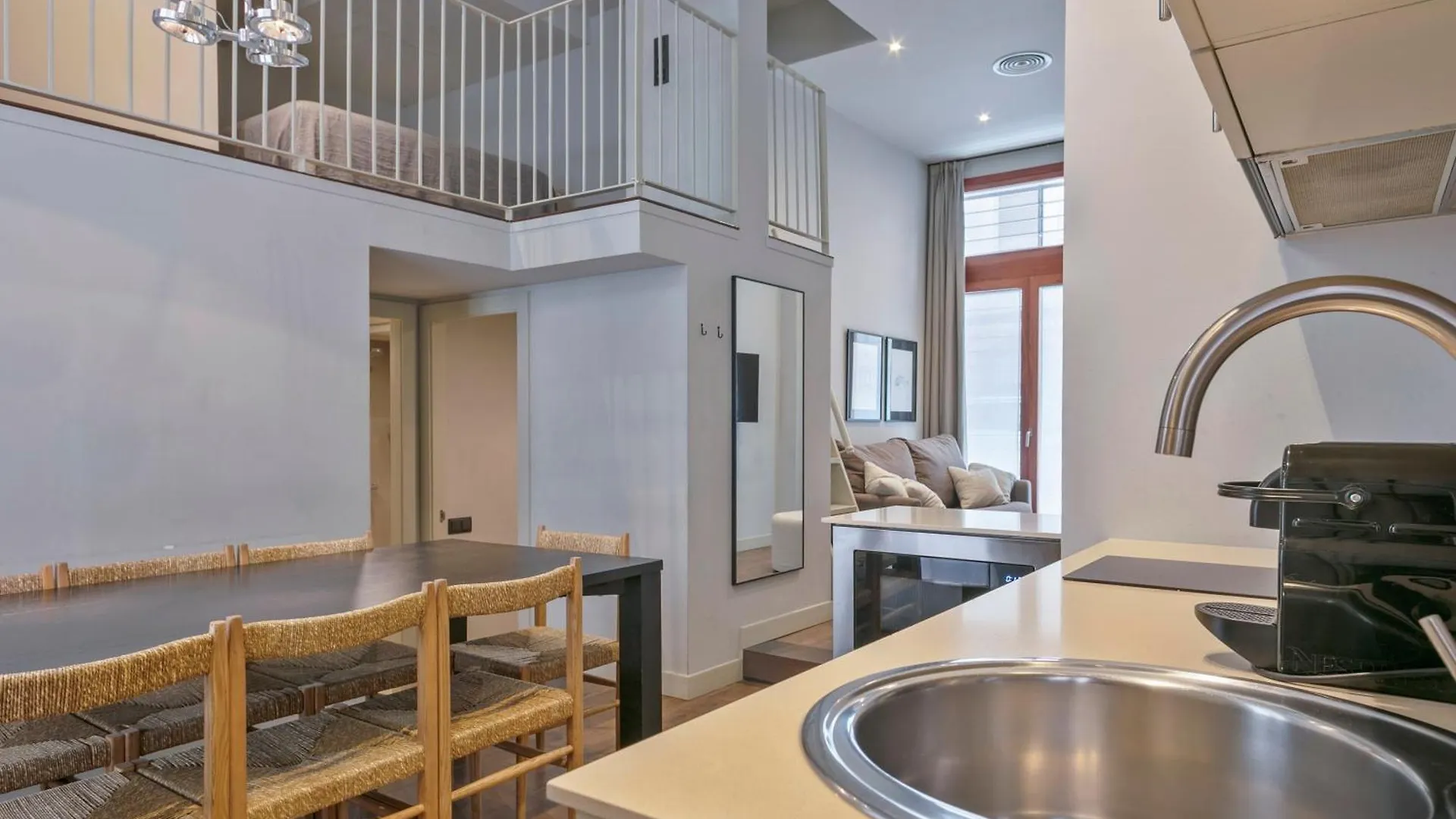Uma Suites Barceloneta Beach 0*, Barcelona