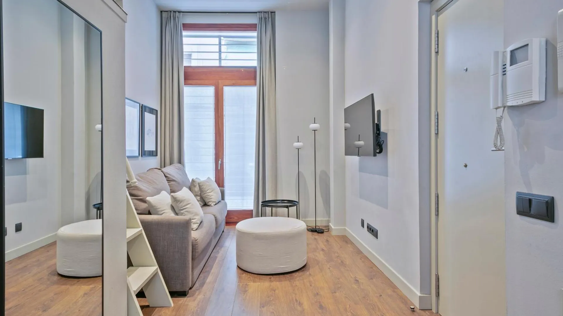 Apartamento Uma Suites Barceloneta Beach