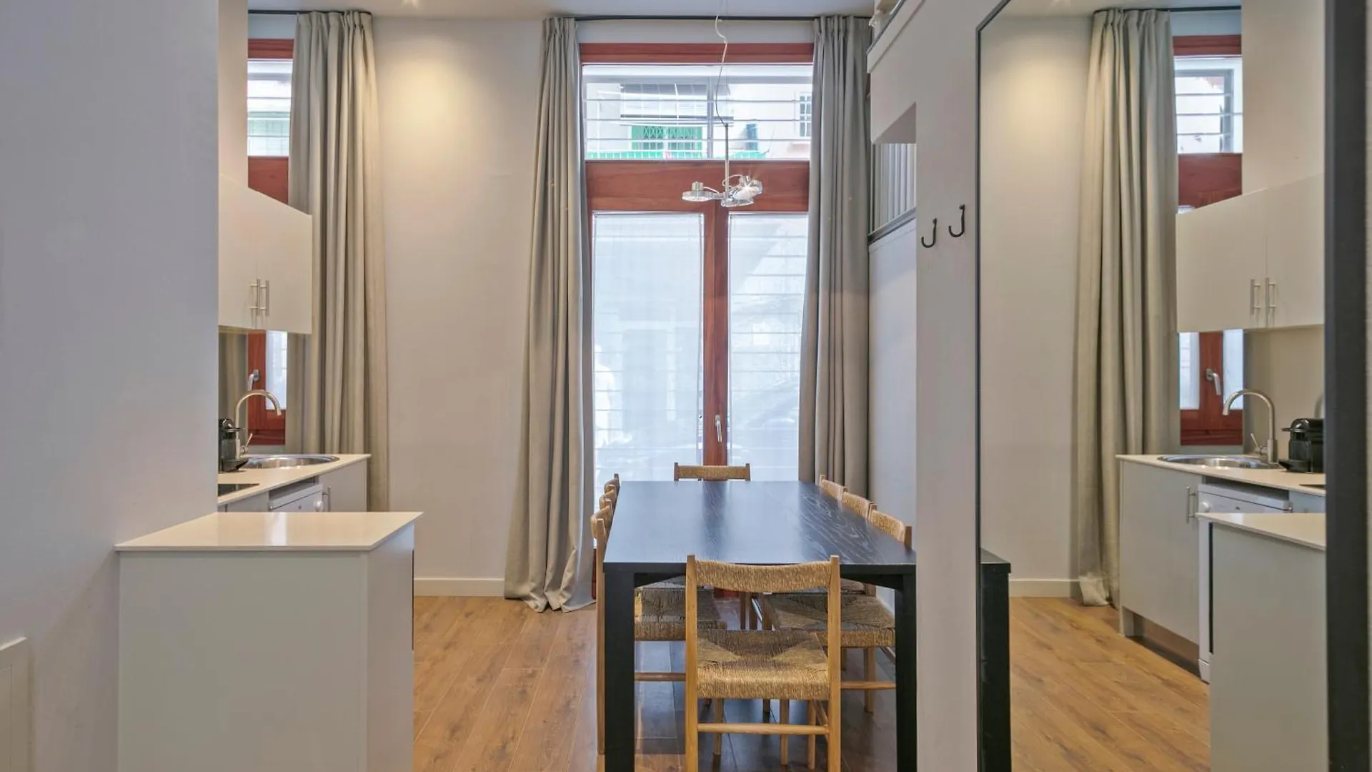 Uma Suites Barceloneta Beach Barcelona